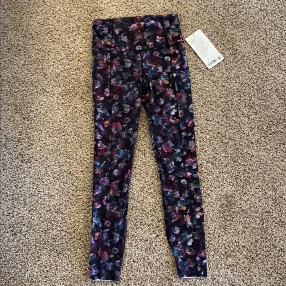 Lululemon Fast and Free leggings 25”
